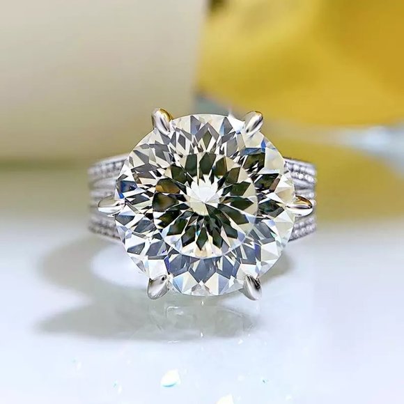 Certified 10ct. t.w. Diamond Brilliant Cut Six Prongs Engagement Ring - Picture 1 of 16